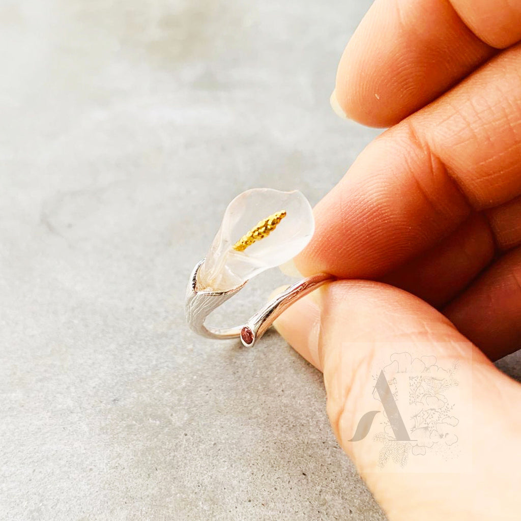 Gold Lily of the Valley Ring, Lily Flower Ring, Birth Flower Ring, Floral  Ring, Dainty Ring, Nature Jewelry, Gift for Her, Statement Ring - Etsy